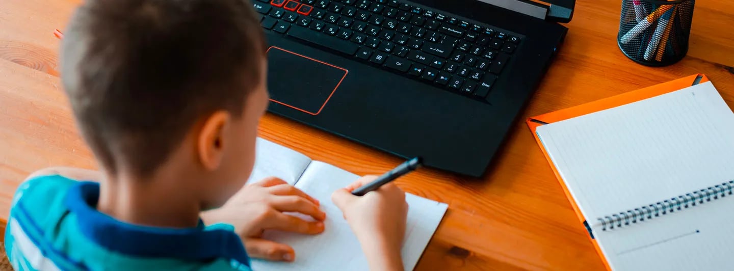 Acondiciona un espacio en casa para que tus hijos hagan sus tareas escolares, con la nueva normalidad