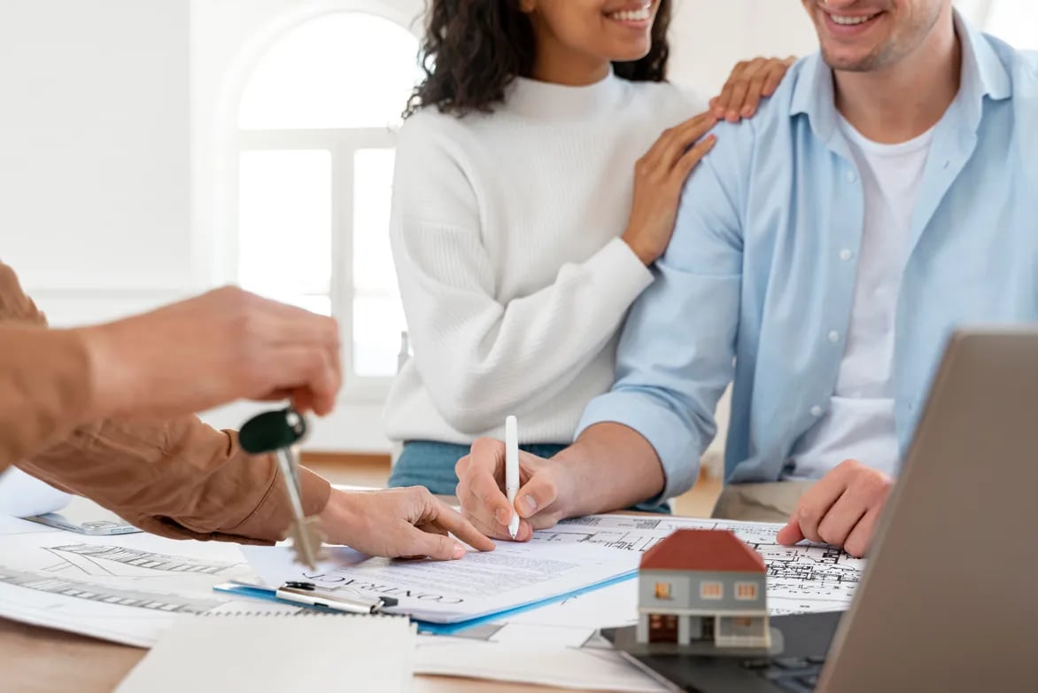 ¿Cuánto te presta Infonavit con el Modelo T100 en 2026? Montos, Beneficios y Requisitos