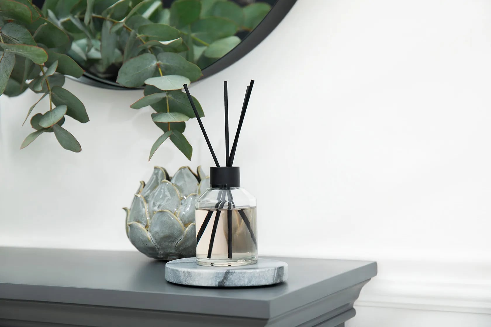 El poder de los aromas: beneficios de tener aromas agradables en la casa y los dormitorios